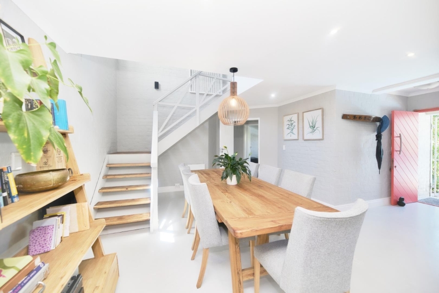 5 Bedroom Property for Sale in Vermont Western Cape